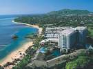 �U�@�J�n���@�z�e���A���h���]�[�g�iThe Kahala Hotel & Resort�j�F�z�e���̖ڂ̑O��200���[�g���ȏ㑱�������̃r�[�`�I