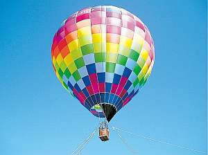 熱気球に乗って北アルプスの絶景を眺めよう！