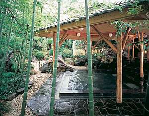 清流荘 庭園露天風呂