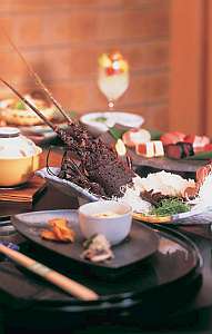 料理人の技も冴える旬の会席膳（料理一例)