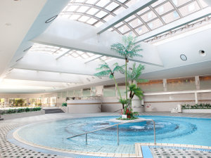 リーガロイヤルホテル：【スイミングクラブ】ホテル屋内プールとしては西日本最大級。抜群の水質を誇ります。