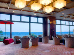 能登輪島温泉　ホテル高州園：窓一面に広がる日本海