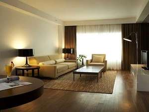 �x�X�g�E�G�X�^���v���~�A�z�e�����s�iBest Western Premier Hotel Kukdo�j�F�v���~�A�X�C�[�g(���)