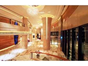 ��C���q�ѓX�^�z�e�����q��C�iHOTEL NIKKO SHANGHAI�j�F���z�e�����r�[�������ȃi�`�������J���[�ŁA�z�˂����S�n�悢���邢���