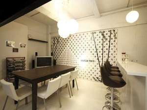�J�I�T�������Q�X�g�n�E�X�@�E�ғX�F�y�������ƒ��H���z�_�C�j���O���[��