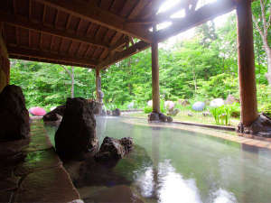 プラザホテル山麓荘：大自然に囲まれた癒しの露天風呂で湯ったり♪