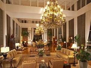 �U�@�J�n���@�z�e���A���h���]�[�g�iThe Kahala Hotel & Resort�j�F�C�^���A���V�����f���A�ƃV�b�N�ȃC���e���A���i�������Q�X�g�����}������O�����h���r�[