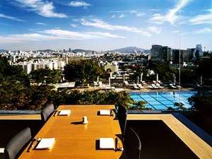 �O�����h�n�C�A�b�g�E�\�E������R�i�i���T���j���iGrand Hyatt Seoul�j�F�J�t�F�e���X��̓O���O�v�[������]�ł��܂��B