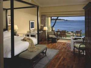 �^�[�g���x�C���]�[�g�iTurtle Bay Resort�j�F�f���b�N�X�E�I�[�V�����t�����g�E�R�e�[�W