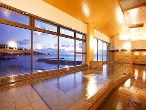 ホテル羅賀荘：リニューアルした大浴場は、新たにドライサウナと電気風呂を併設しました。