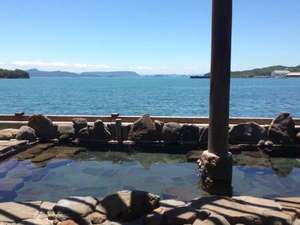 エンジェルロードに一番近い宿　小豆島国際ホテル：露天風呂「オリーブの湯」からは見渡す限りの瀬戸内海！