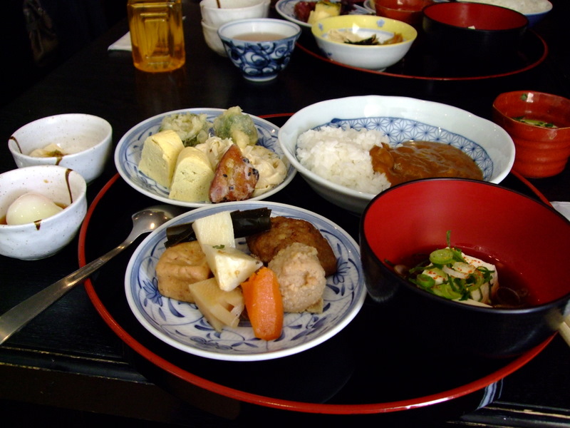 ぎゃあてい