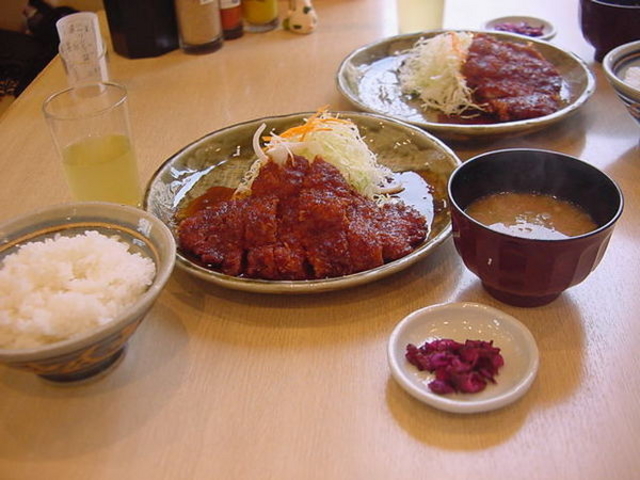 矢場とん