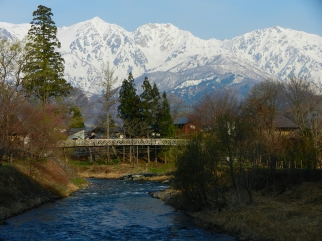 大出の吊り橋