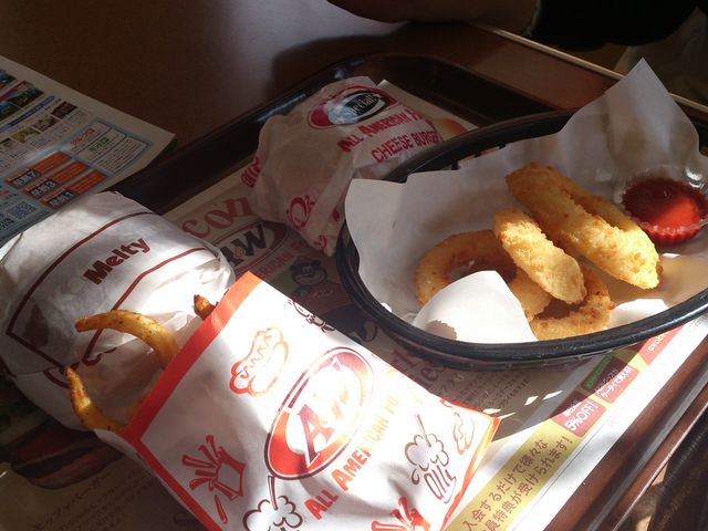 A&W 牧港店