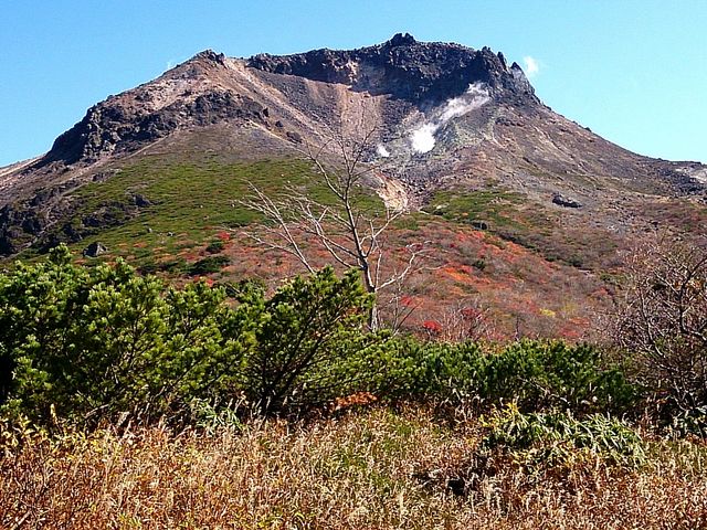 姥ヶ平からの眺め_那須岳(茶臼岳)