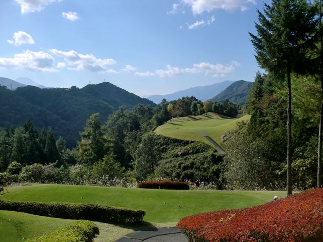 景色はいいが。_大月ガーデンゴルフクラブ