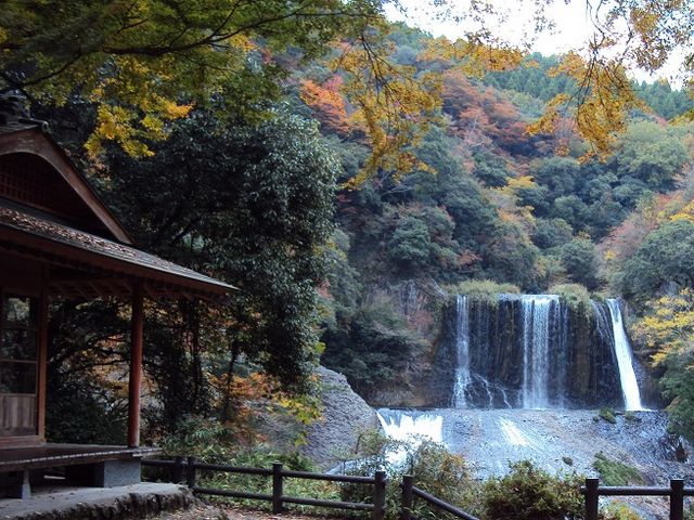 滝の眺め_龍門の滝(大分県九重町)