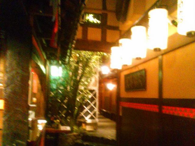 『店内』。日本情緒溢れる雰囲気。_すし土風炉 銀座一丁目店