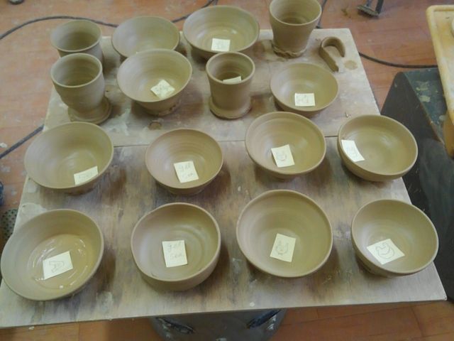 電動ロクロ陶芸体験作品続々!!_京都うずまさ工芸館 工芸ルーム