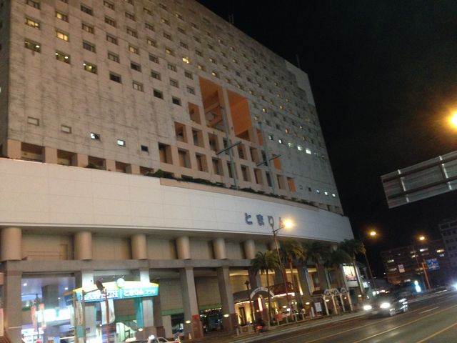 夜のとまりん_泊ふ頭旅客ターミナルビル とまりん