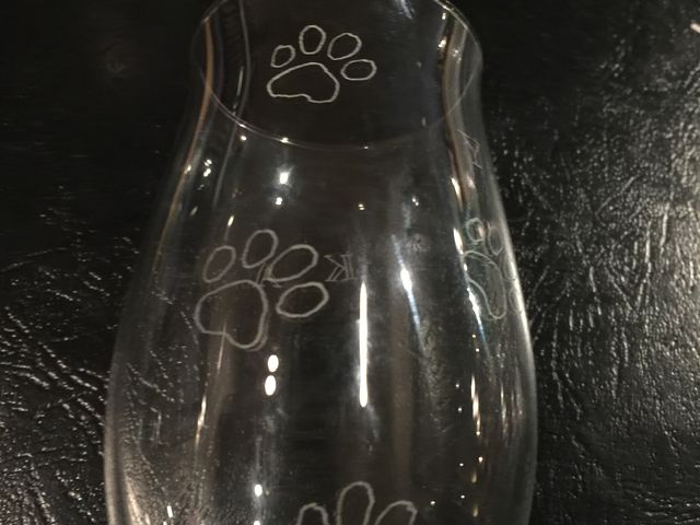 猫足が失敗しないと思います。_赤富士ワインセラー
