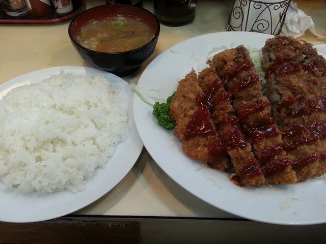 メンチカツ定食_キッチン ブルドック