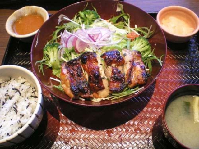 チキンバジル定食_大戸屋 札幌