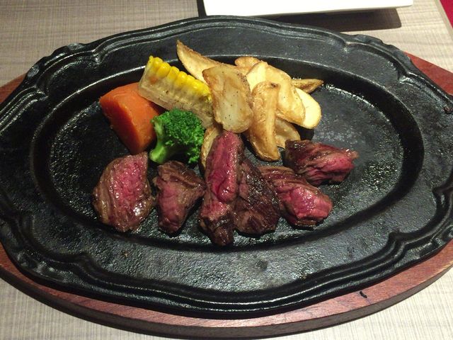 ハラミ(ハーフサイズ)_クワトロ ナポリ 鹿児島中央駅店
