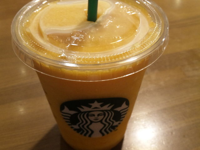 真っ黄色!_スターバックス・コーヒー 広島駅アッセ店