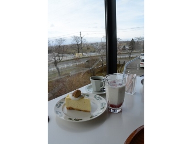 ケーキ_六花亭 春採店