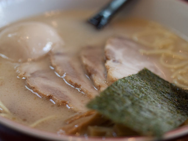 百歩+味玉+チャーシュー_百歩ラーメン