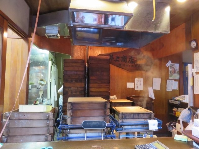 店内_井上総本舗