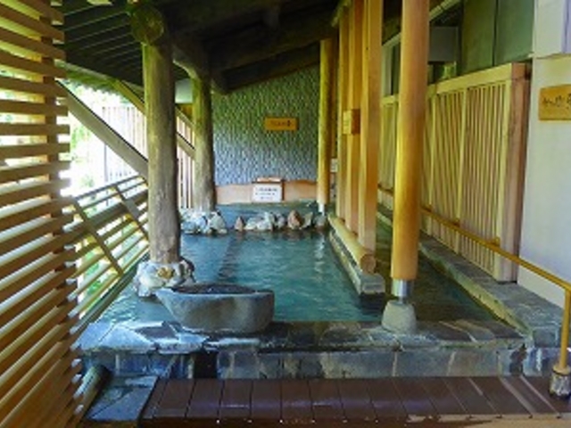 岩手県・八幡平市・叺田・新安比温泉(露天風呂)_新安比温泉静流閣