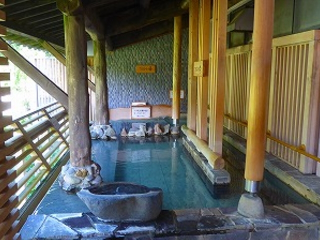 岩手県・八幡平市・叺田・新安比温泉(露天風呂)_新安比温泉静流閣