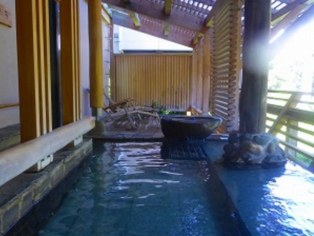 岩手県・八幡平市・叺田・新安比温泉(露天風呂)_新安比温泉静流閣