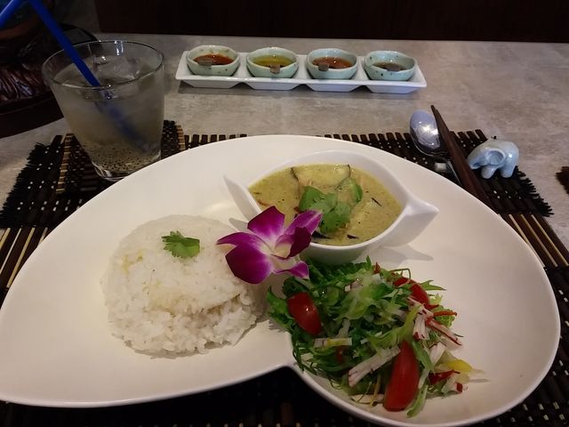 グリーンカレー_ガドガド
