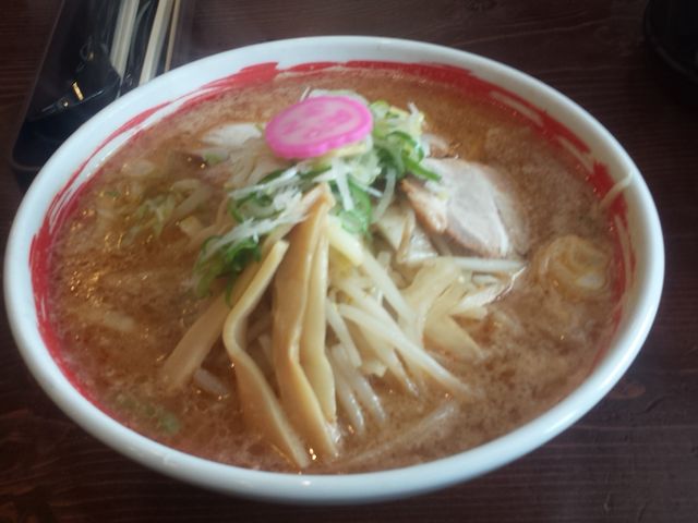 みそ野菜ラーメン_さんぱちラーメン苫小牧澄川