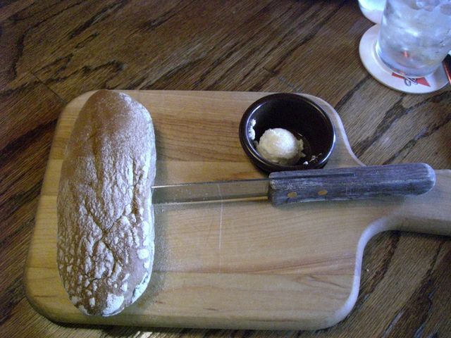 黒糖パン_アウトバック ステーキハウス 海老名店