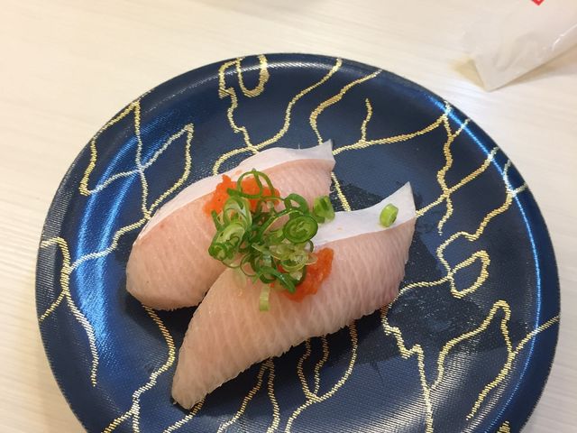 近大のぶり 脂のってる!!_海鮮寿司 とれとれ市場
