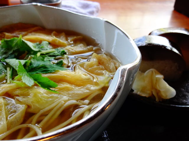 これでもか京湯葉そば特上鯖ずしセット_朽木旭屋