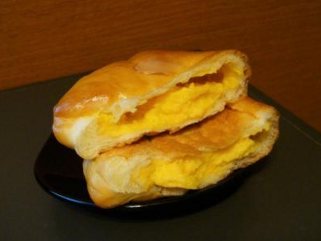 カスタードクリームぱん_三木鶏卵