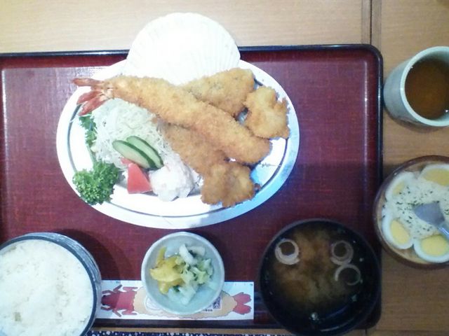 税込 2,030円_海老どて食堂