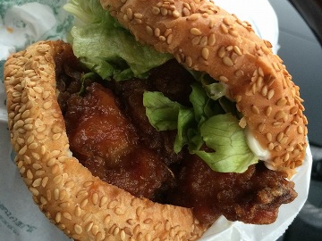 チャイチキ_ラッキーピエロ 本町店