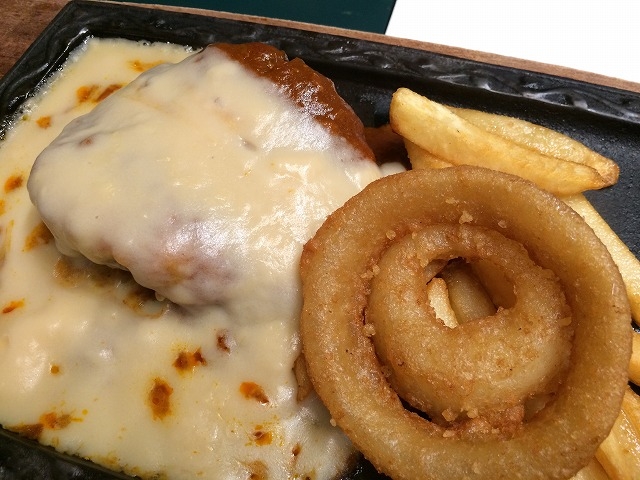ハンバーグステーキ_ラッキーピエロ 北斗飯生店