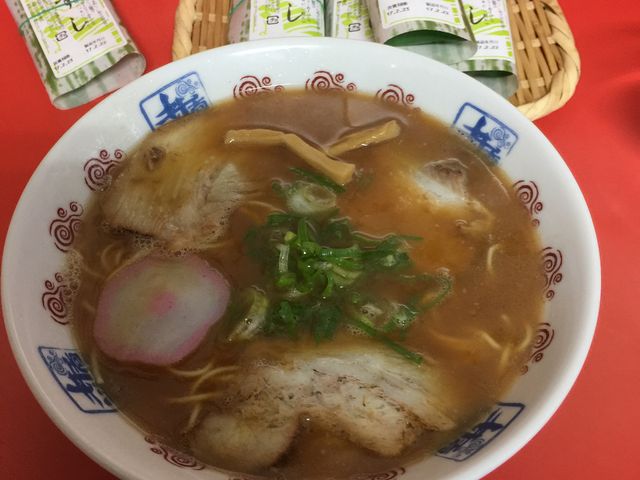 中華そば と 早すし_井出商店