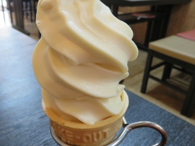 ソフトクリーム_ミツワ食堂