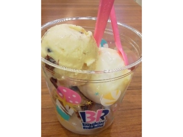 カップアイス_サーティワンアイスクリーム尼崎カルフール店