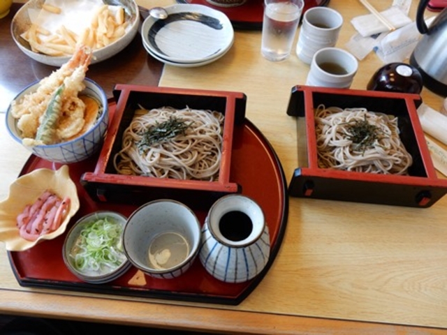 ざるそば(2重)とミニ天丼のセット_サガミ岐阜長良店