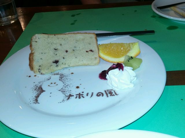 デザート。シフォンケーキ。_ナポリの風